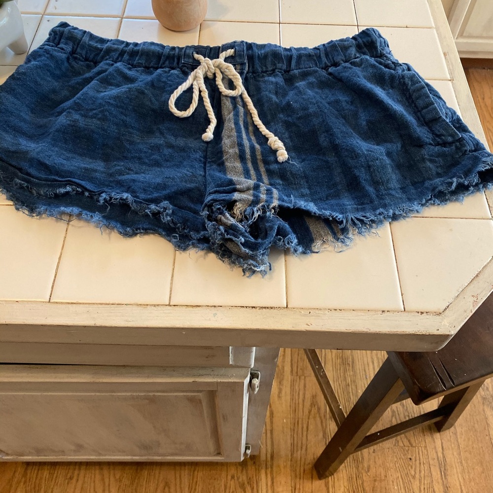 Free people shorts size large